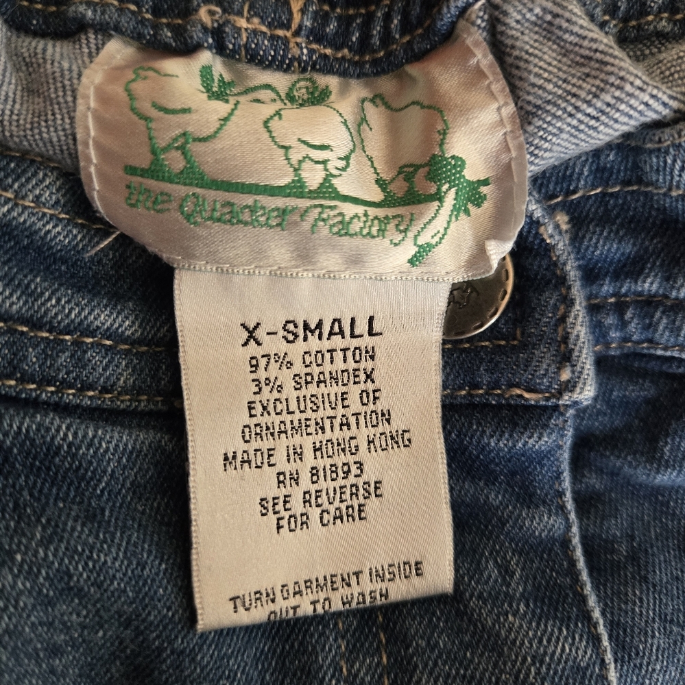 Quacker Factory Blue Straight Leg Jeans with Star/Snowflake Embroidery - Picture 5 of 7